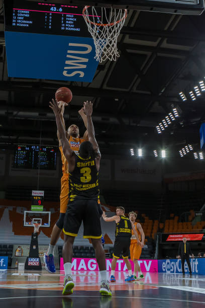 状态之间的 状态之间的