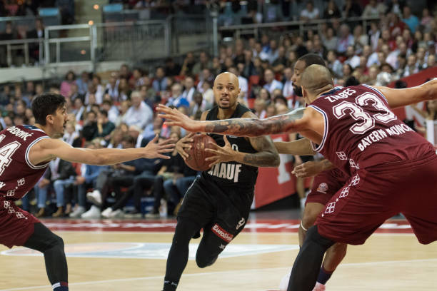 他的出场时 他的出场时